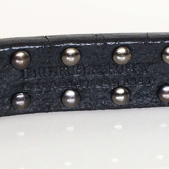BURBERRY Metallic Studded Skinny Leather Belt - Picture 10 of 11